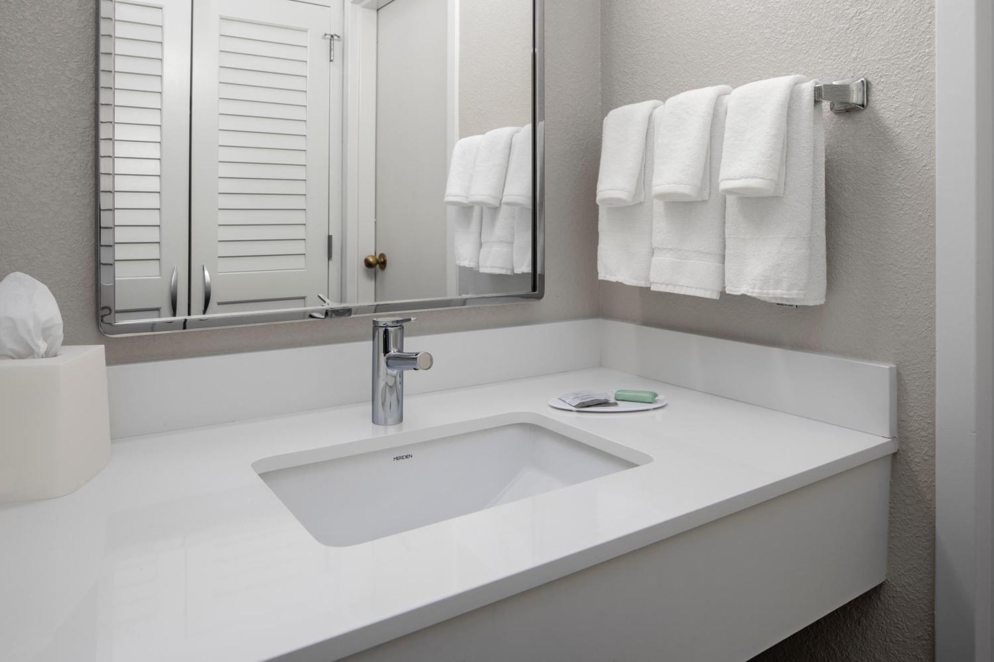 Courtyard By Marriott Little Rock West Hotell Exteriör bild