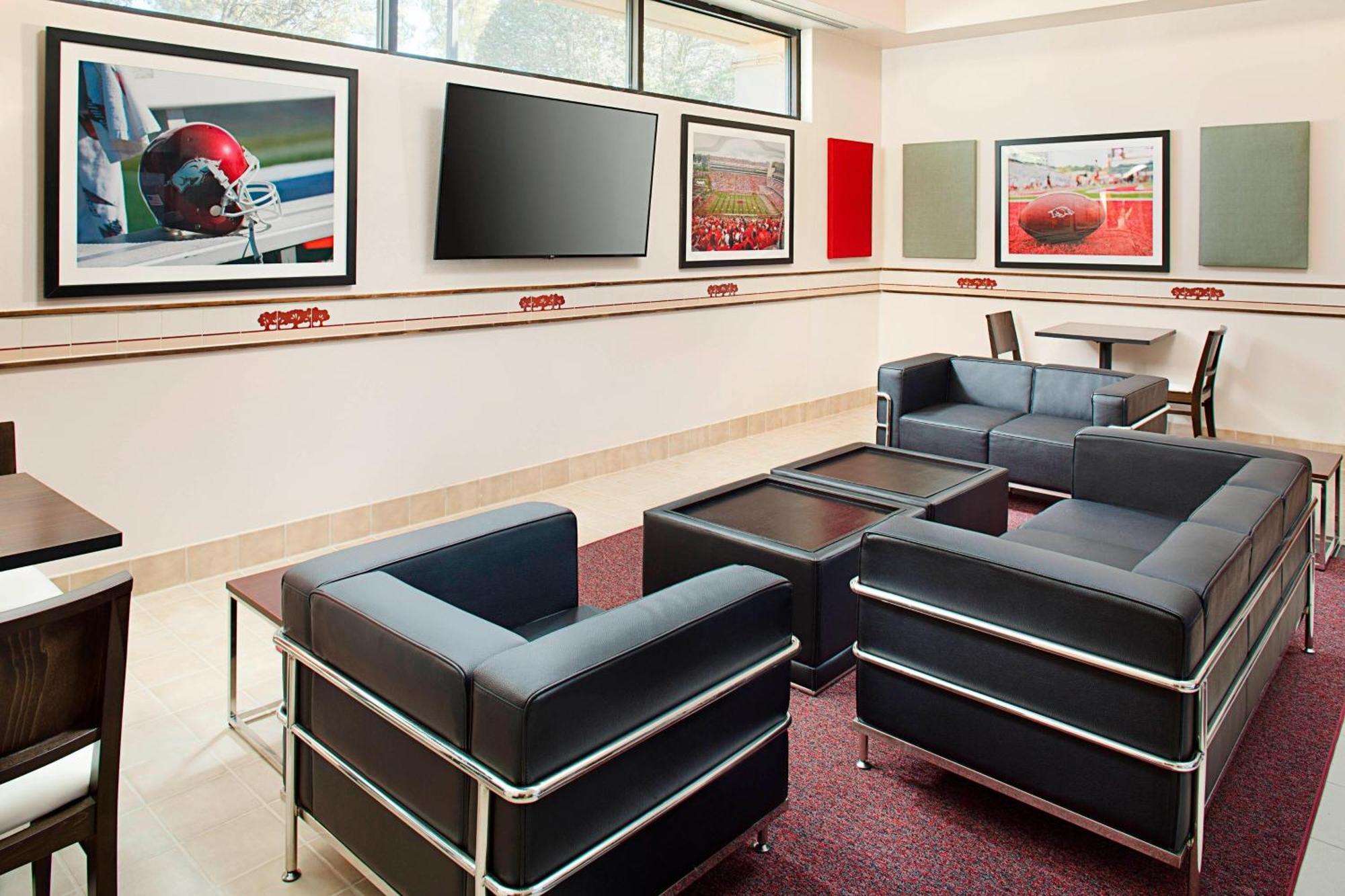 Courtyard By Marriott Little Rock West Hotell Exteriör bild